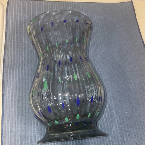Gorgeous polka dot hand blown art glass vase - Picture 3 of 5